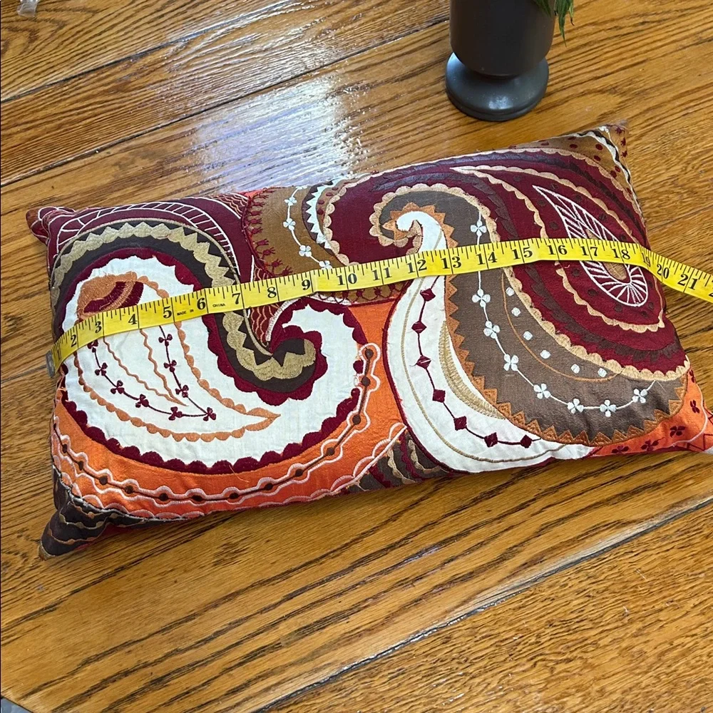 Pier 1 lumbar pillow and cover. ZIP opening on back. Polyfil pillow included.